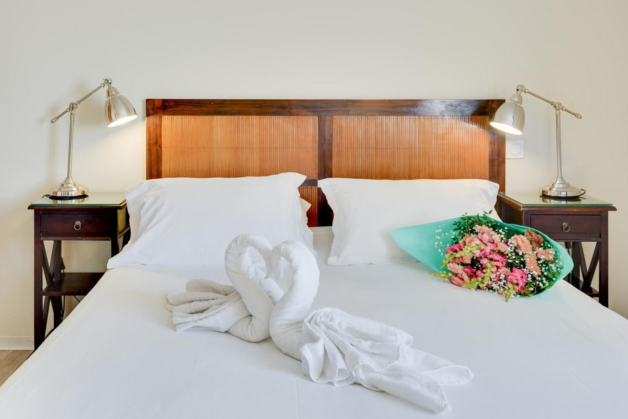 Kyriad Sud Hotel