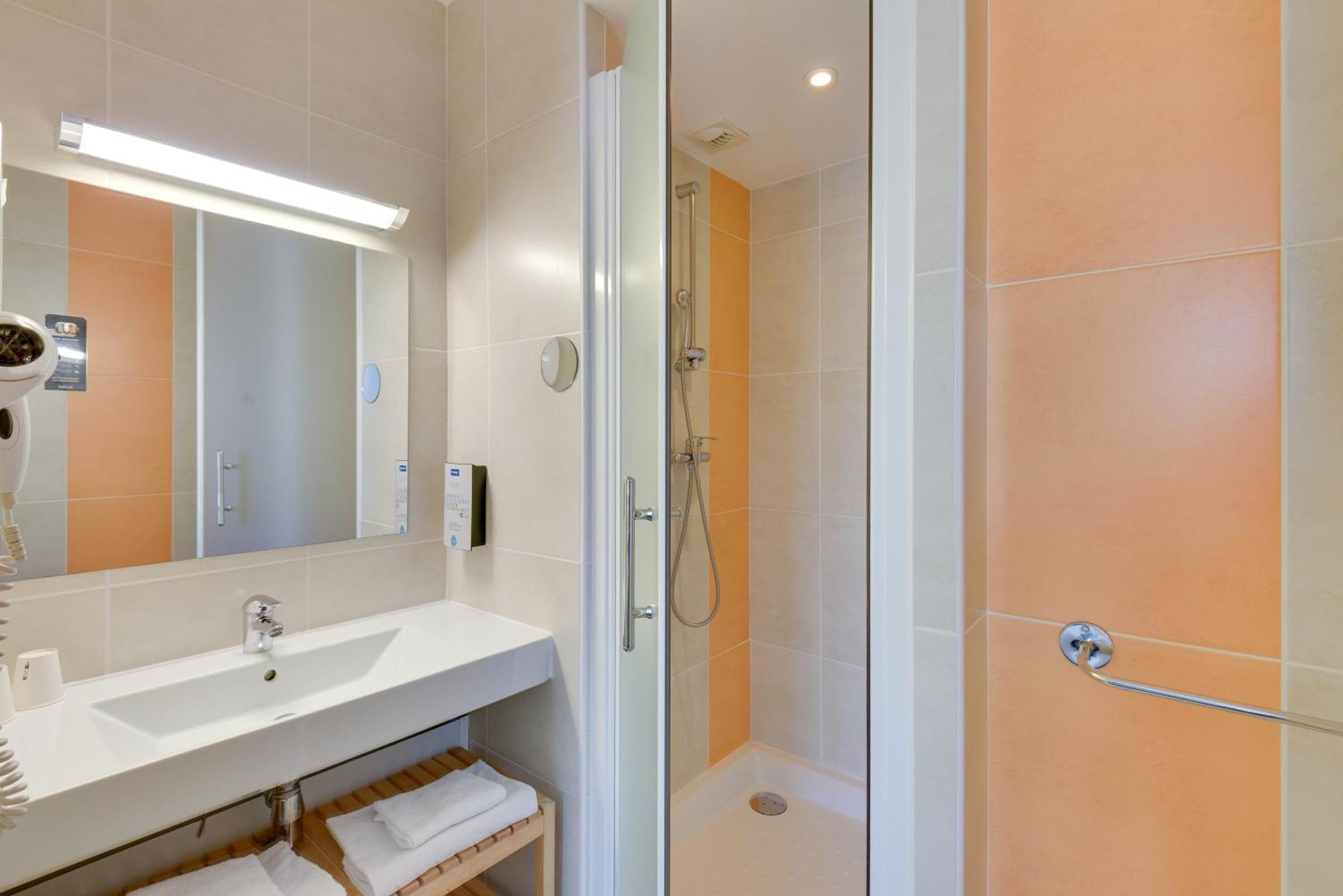 Kyriad Sud Hotel 3*