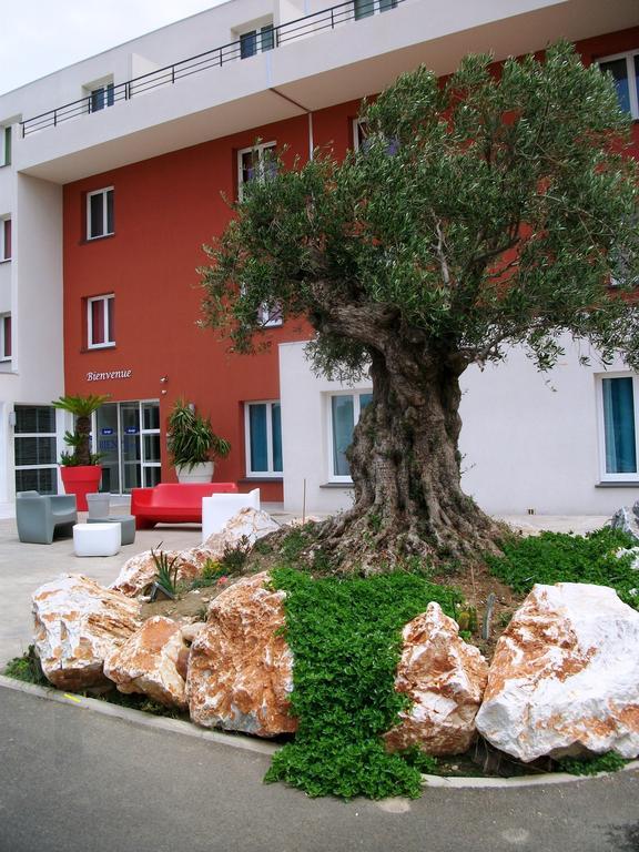 Kyriad Sud Hotel